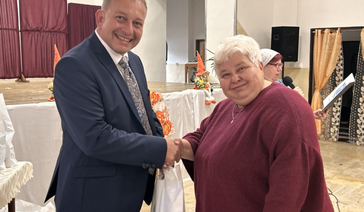 Október - mesiac úcty k starším 2026